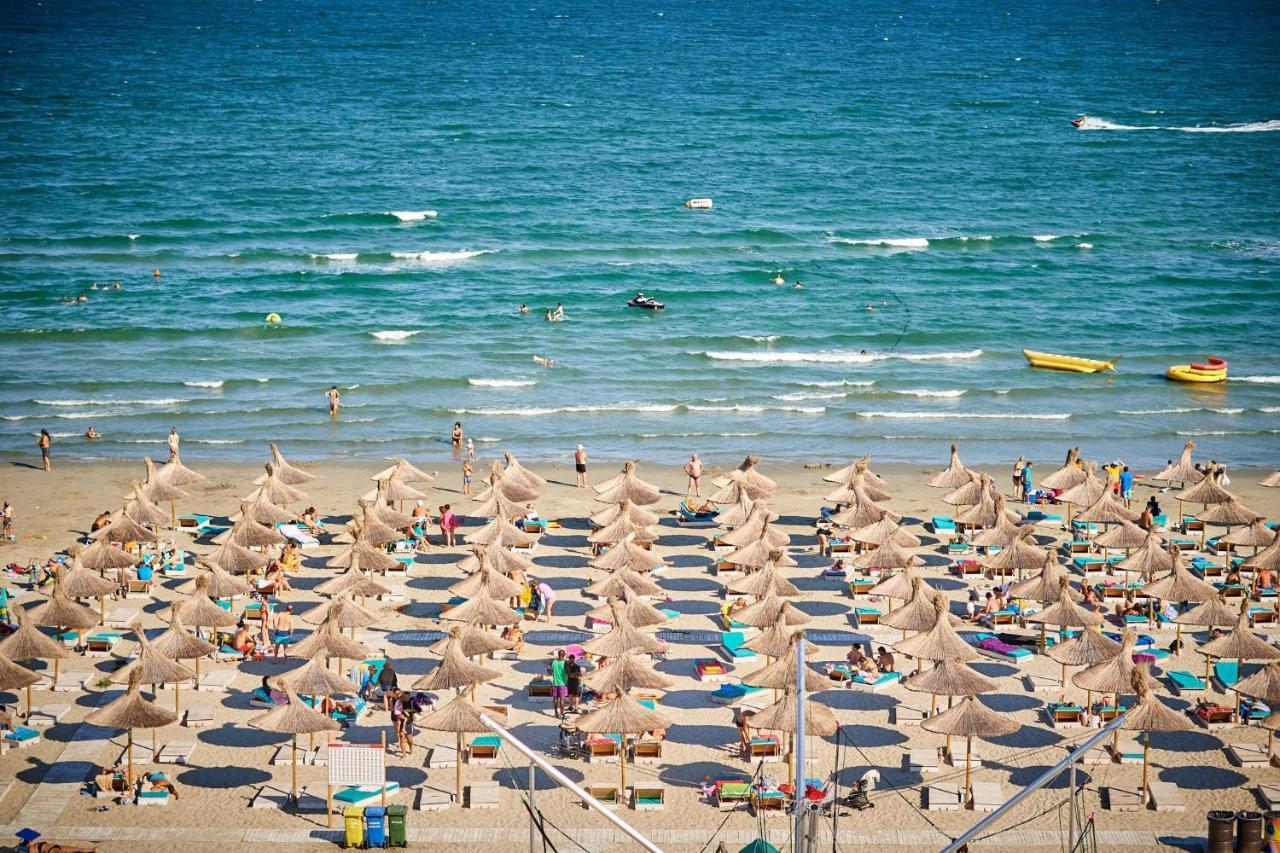 Fanta Sea Apartament Spa N Pool Beach Resort Navodari Bagian luar foto